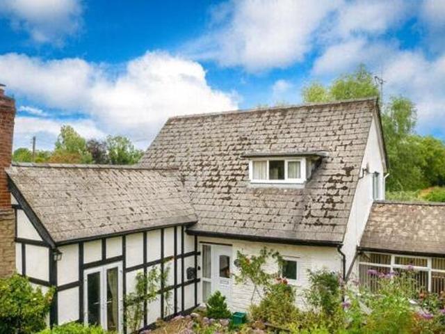 House for sale in Sandpits