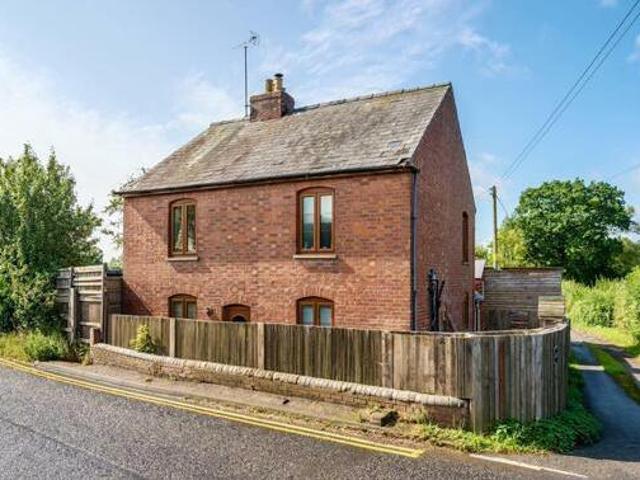 House for sale in Sandpits