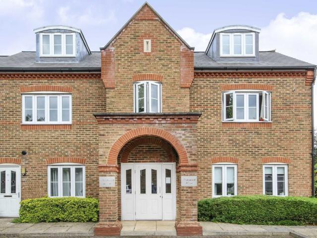 Apartment for rent in London Borough of Hounslow, Greater London