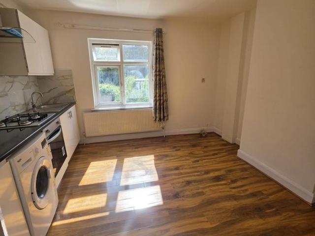 Apartment for rent in South Harrow, Greater London