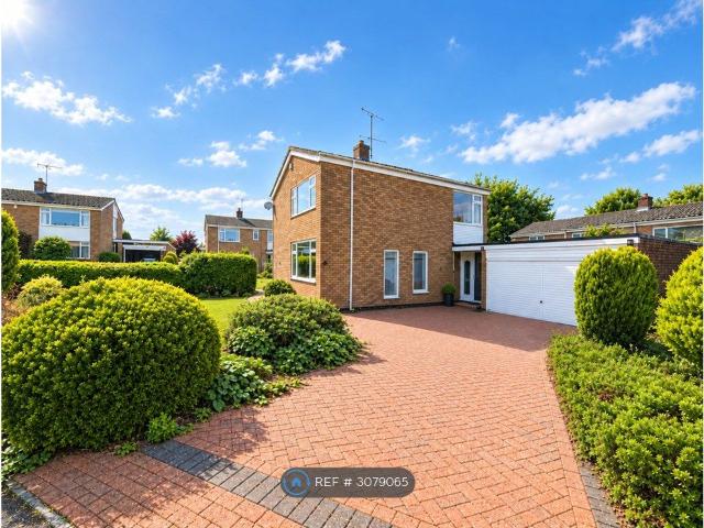 House for rent in Kingsley, Cheshire West and Chester