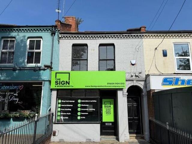 House for sale in Northampton, Northamptonshire