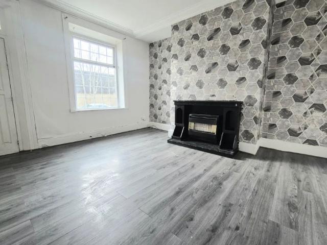 House for rent in Halifax, Calderdale