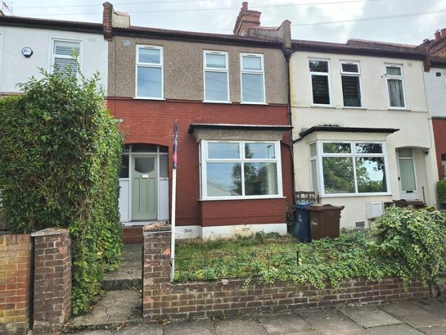 Apartment for rent in South Harrow, Greater London