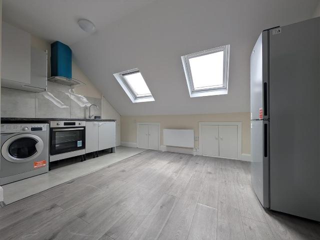 Studio for rent in London Borough of Hounslow, Greater London