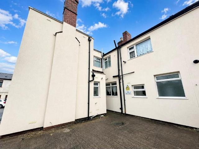 Apartment for rent in Netherton, West Midlands