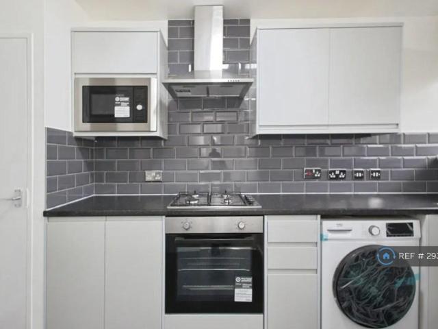 Apartment for rent in Charlton Riverside, Greater London