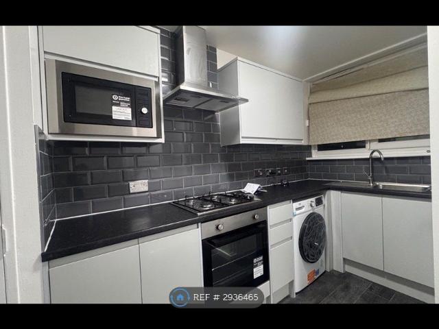 House for rent in Charlton Riverside, Greater London