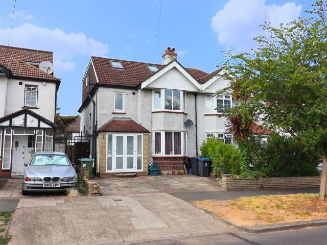 House for rent in Tolworth, Greater London