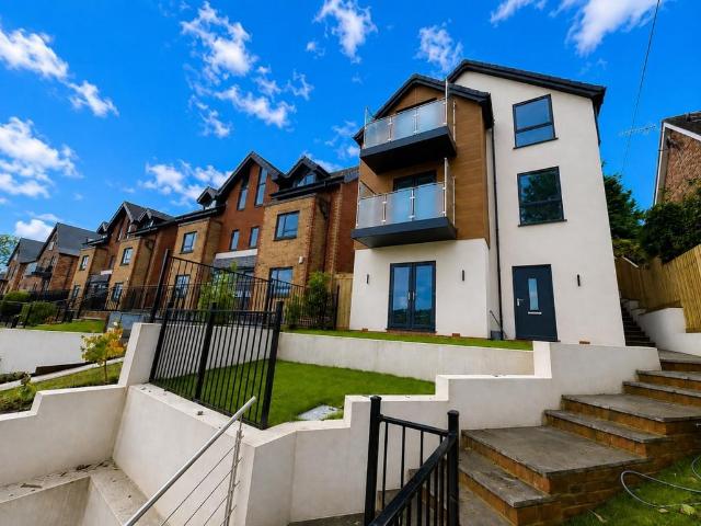 Apartment for rent in Beaconsfield and Chepping Wye Community Board, Loudwater