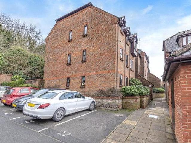 Apartment for rent in Chepping Wycombe, Loudwater