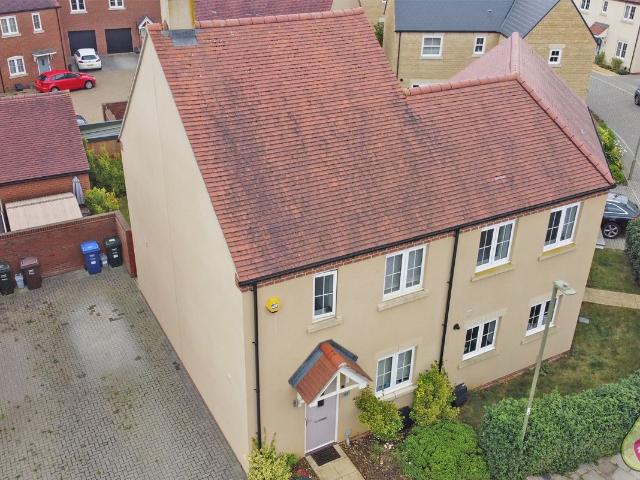 House for rent in Chesterton, Evershot