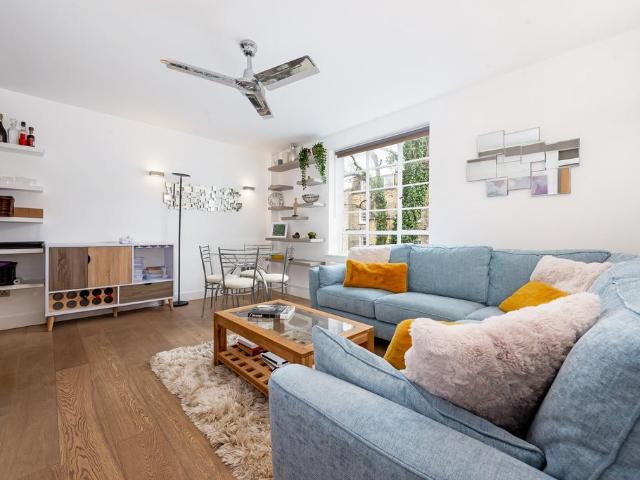 Apartment for rent in St. John's Wood, Greater London
