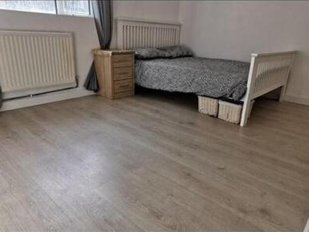 House for rent in Kingston Upon Thames, Greater London