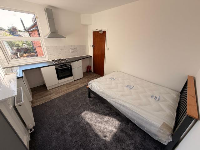 Apartment for rent in Queen's Park, Northampton