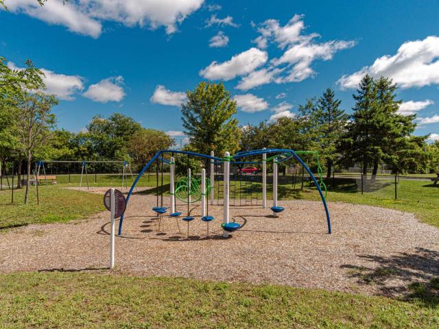 Apartment for rent in Kingston