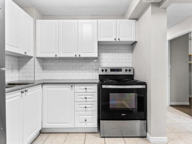 Apartment for rent in Kingston