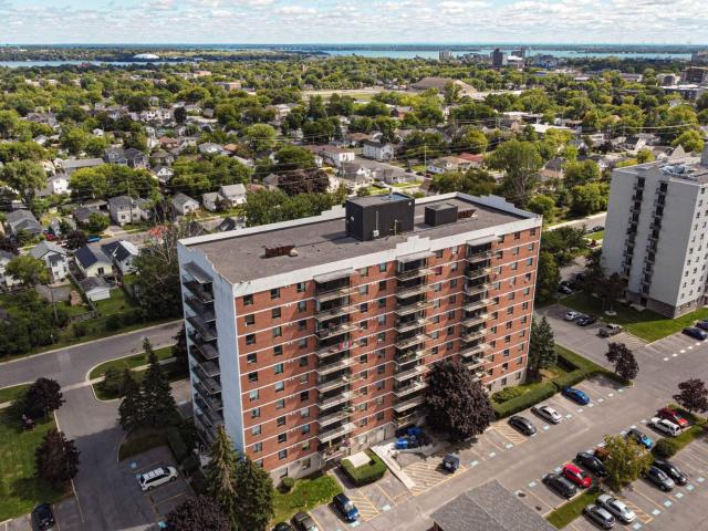 Apartment for rent in Kingston