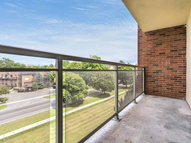 Apartment for rent in Kingston