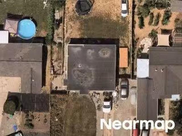 House for sale in Layton