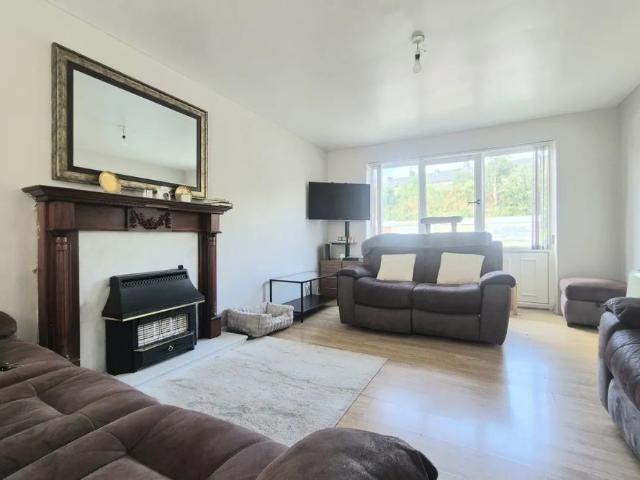 House for rent in Halifax, West Yorkshire