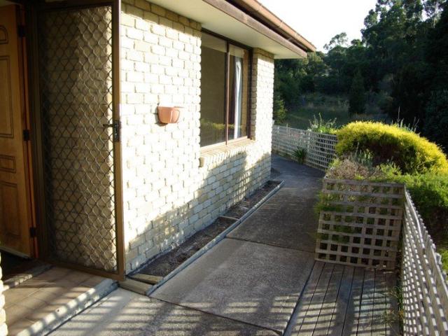 Villa for rent in Kingston, Hobart