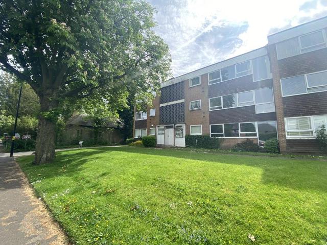 Apartment for rent in Four Oaks, West Midlands