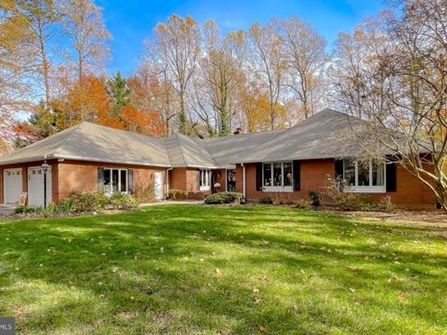 House for sale in California, Maryland
