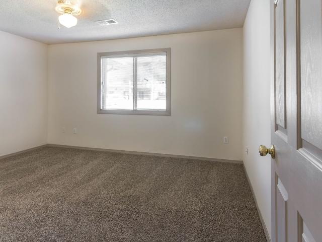 Apartment for rent in Hawthorne, Apple Valley