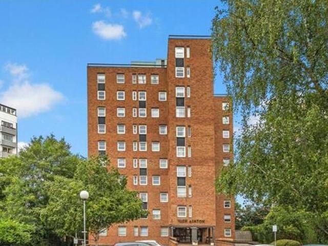 House for sale in Kingston Upon Thames, Greater London