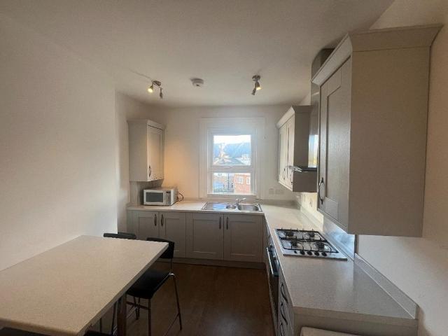 Apartment for rent in Royal Borough of Kingston upon Thames, Greater London