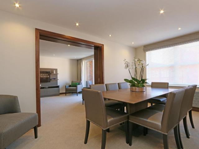 House for rent in Knightsbridge, Greater London