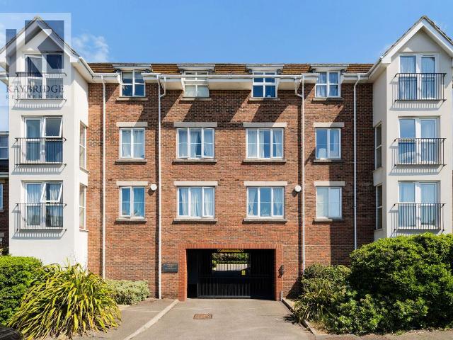 Apartment for rent in Stoneleigh, Ewell