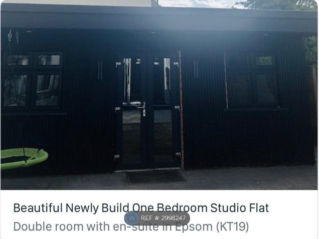 Studio for rent in Stoneleigh, Ewell
