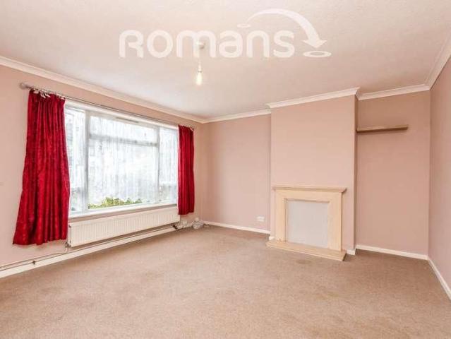 House for rent in Heol-las, Surrey