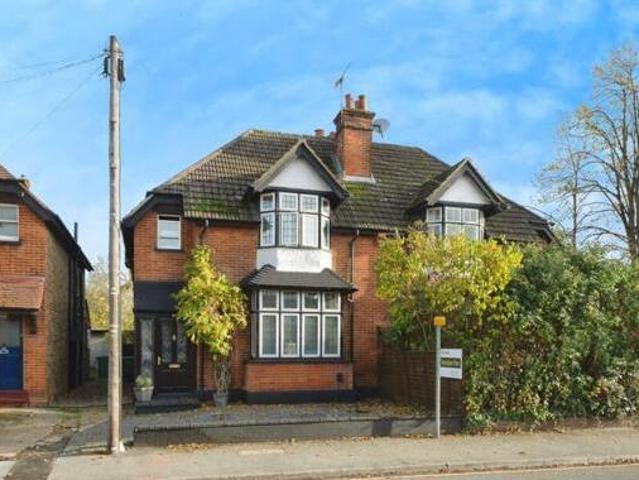 House for sale in Pachesham Park, Surrey