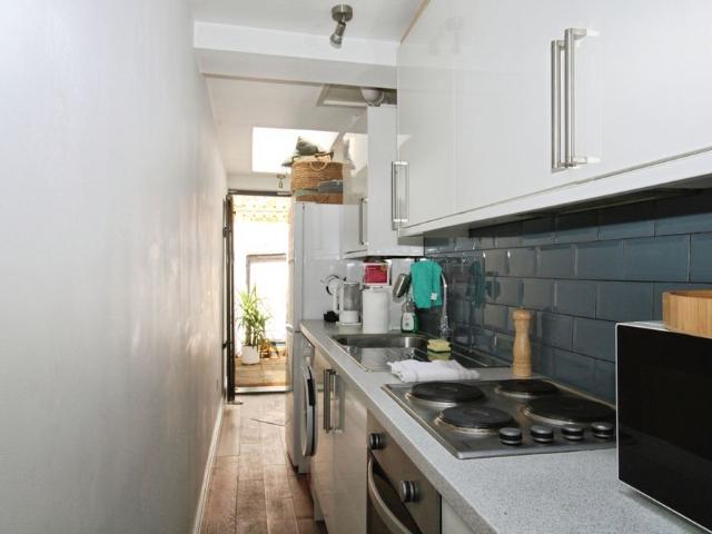 Apartment for rent in London Borough of Merton, Greater London