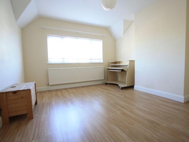 House for rent in Royal Borough of Kingston upon Thames, Greater London