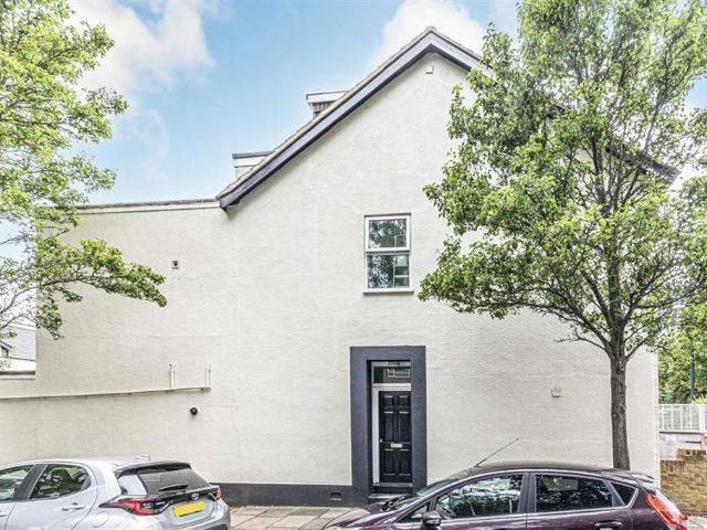 Apartment for rent in Hampton Wick, Greater London