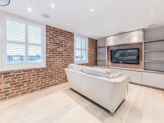 Apartment for rent in London Borough of Merton, South Wimbledon