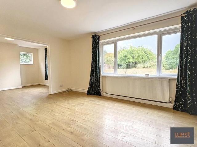 House for rent in Holywell, The Slade