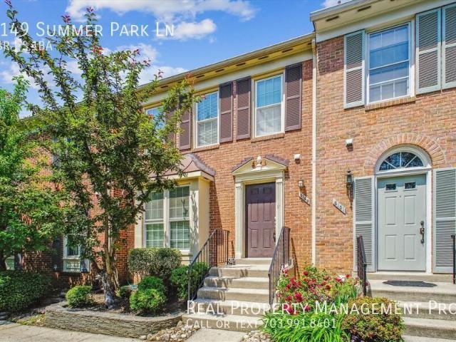 Townhouse for rent in Alexandria