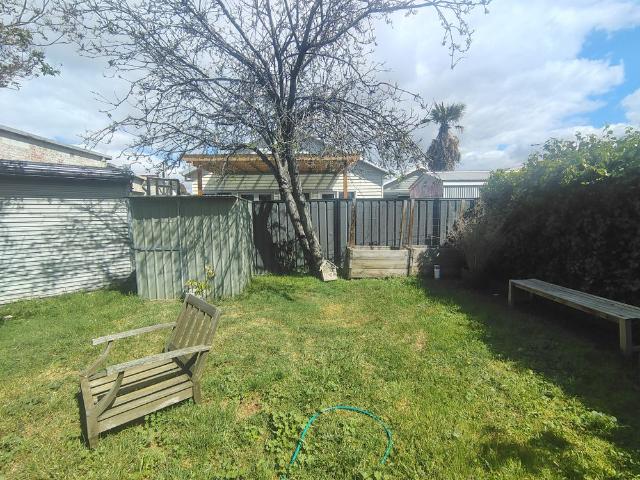 Room for rent in Camerons Creek, Victoria