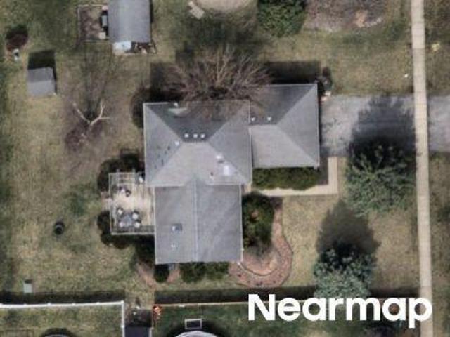 House for sale in New Lenox, Illinois