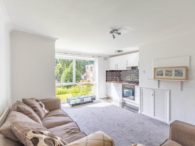 Apartment for rent in Moortown, West Yorkshire