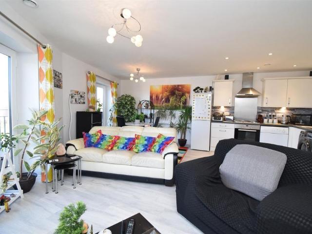 Apartment for rent in Gawthorpe, West Yorkshire
