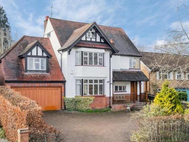 House for sale in Denham, Gerrards Cross and Chalfonts Community Board, Gerrards Cross