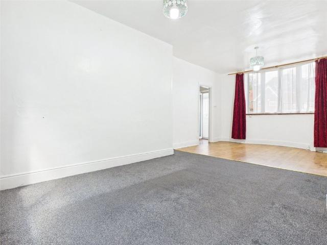 House for rent in Gould's Green, Greater London