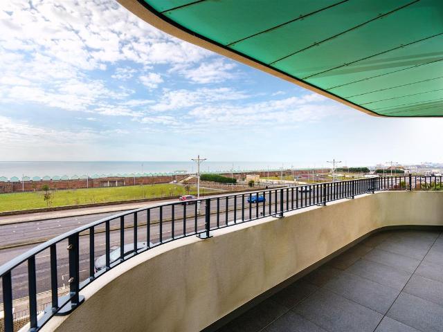 Apartment for rent in Aldrington