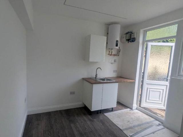 Apartment for rent in London Borough of Brent, Greater London